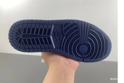 HQ2993-100 Low AIR 1 JORDAN 0720